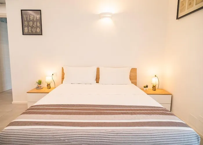 Modern In The Center Ideal For Weekends 公寓