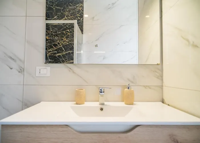 아파트 Modern In The Center Ideal For Weekends