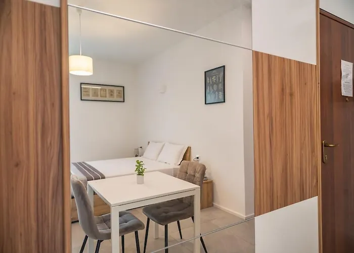 Modern In The Center Ideal For Weekends 아파트 *