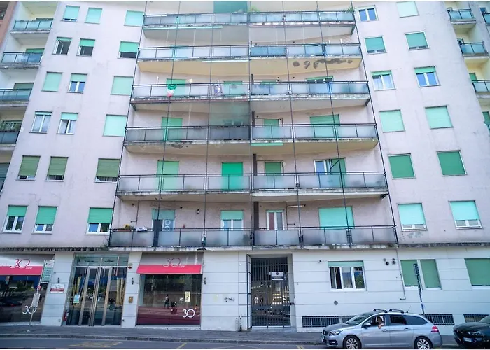 아파트 Modern In The Center Ideal For Weekends *